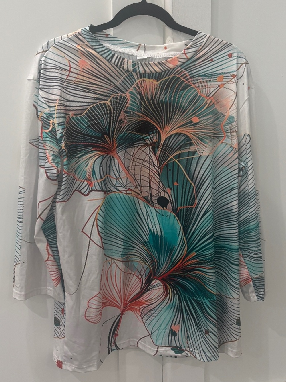 Unisex XL T-shirt with special graphics - Picture 2 of 2